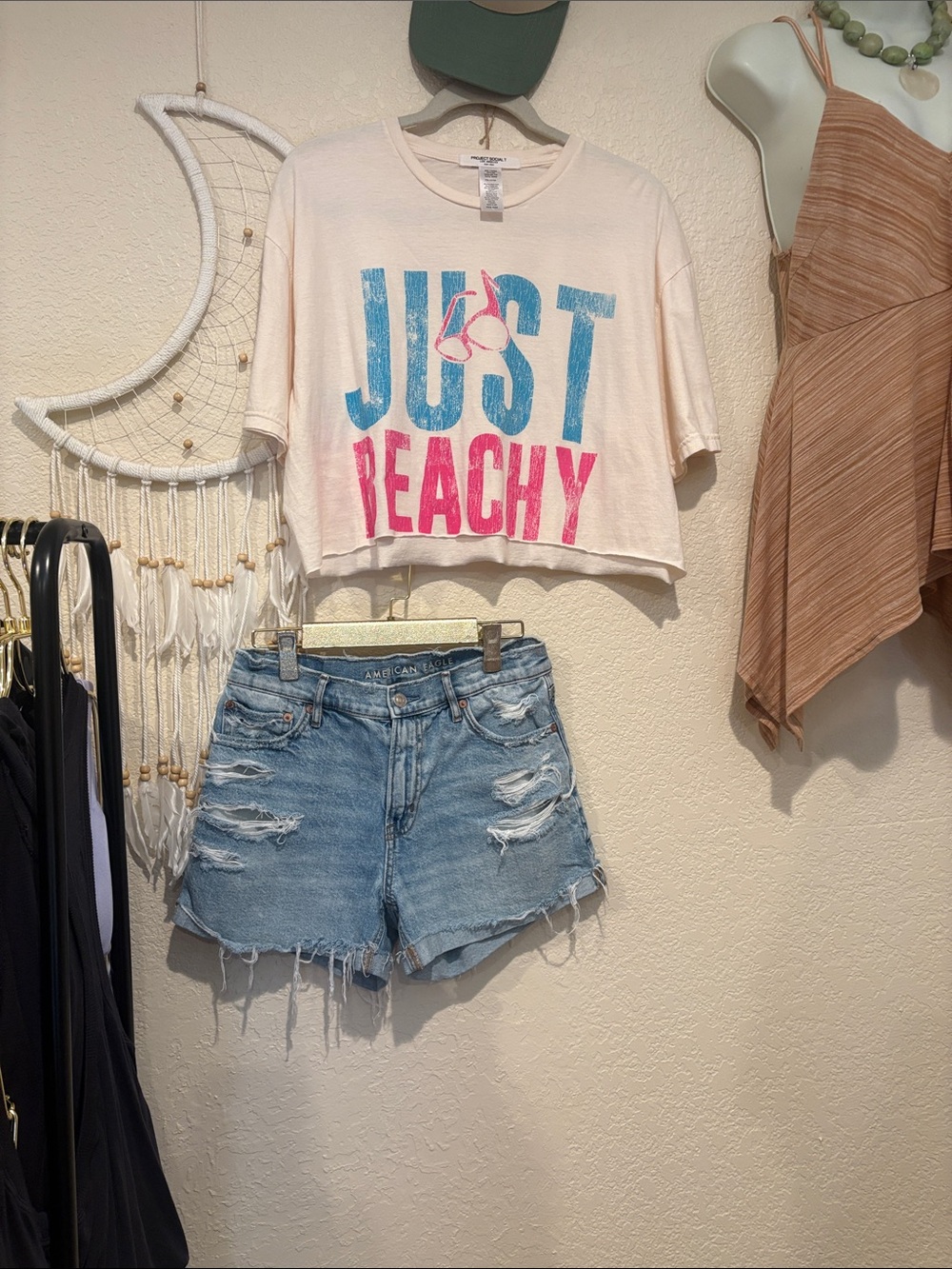 American Eagle Outfitters Relaxed Jean Shorts NWOT - Picture 9 of 10